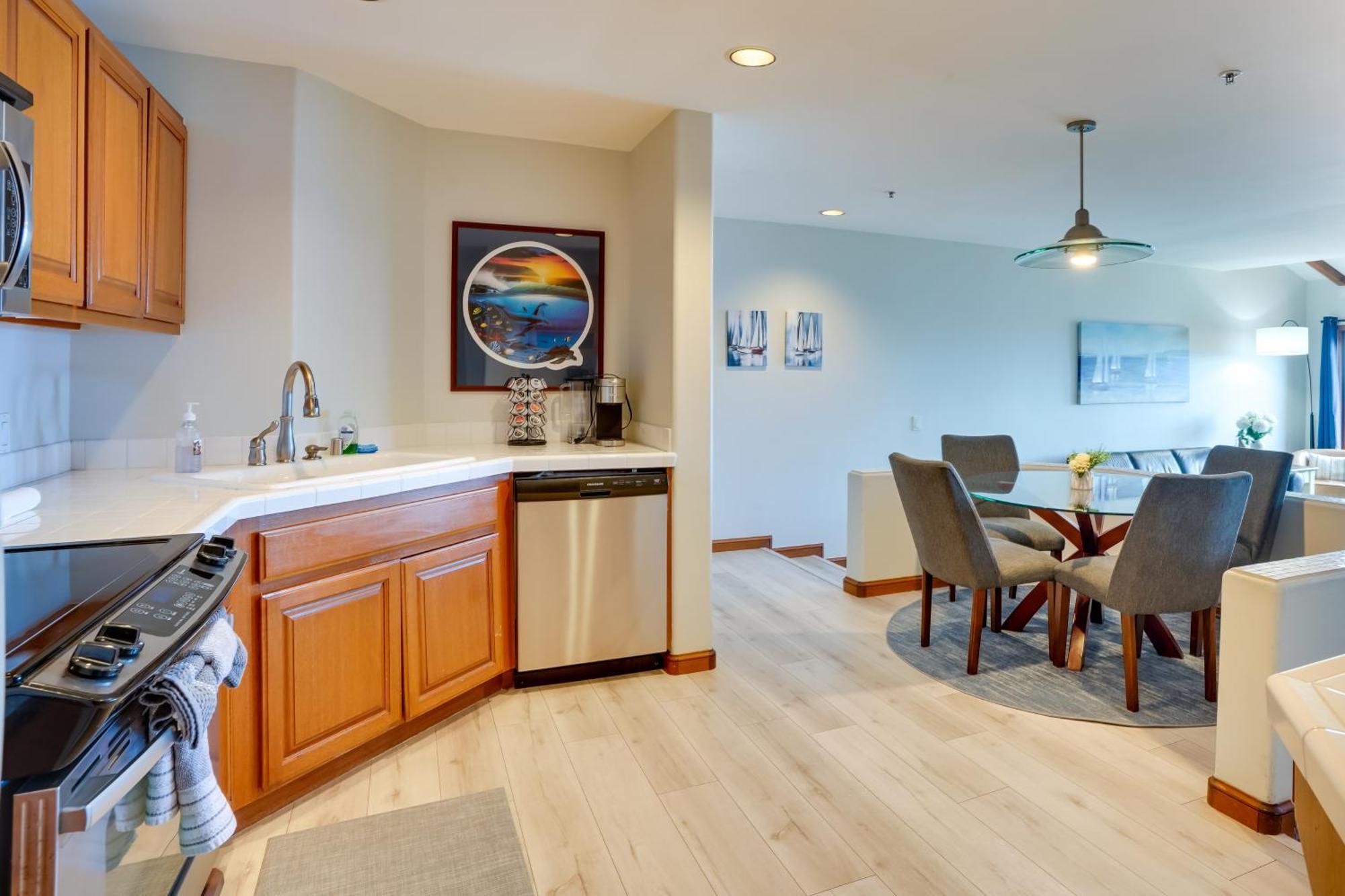 Bright Catalina Island Condo With Ocean Views! Avalon Buitenkant foto